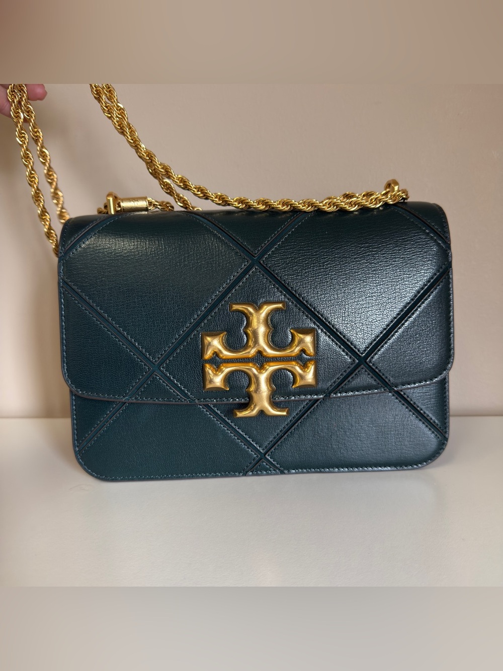 Tory Burch Fleming Leather Shoulder Bag in Dark Green - Picture 3 of 14